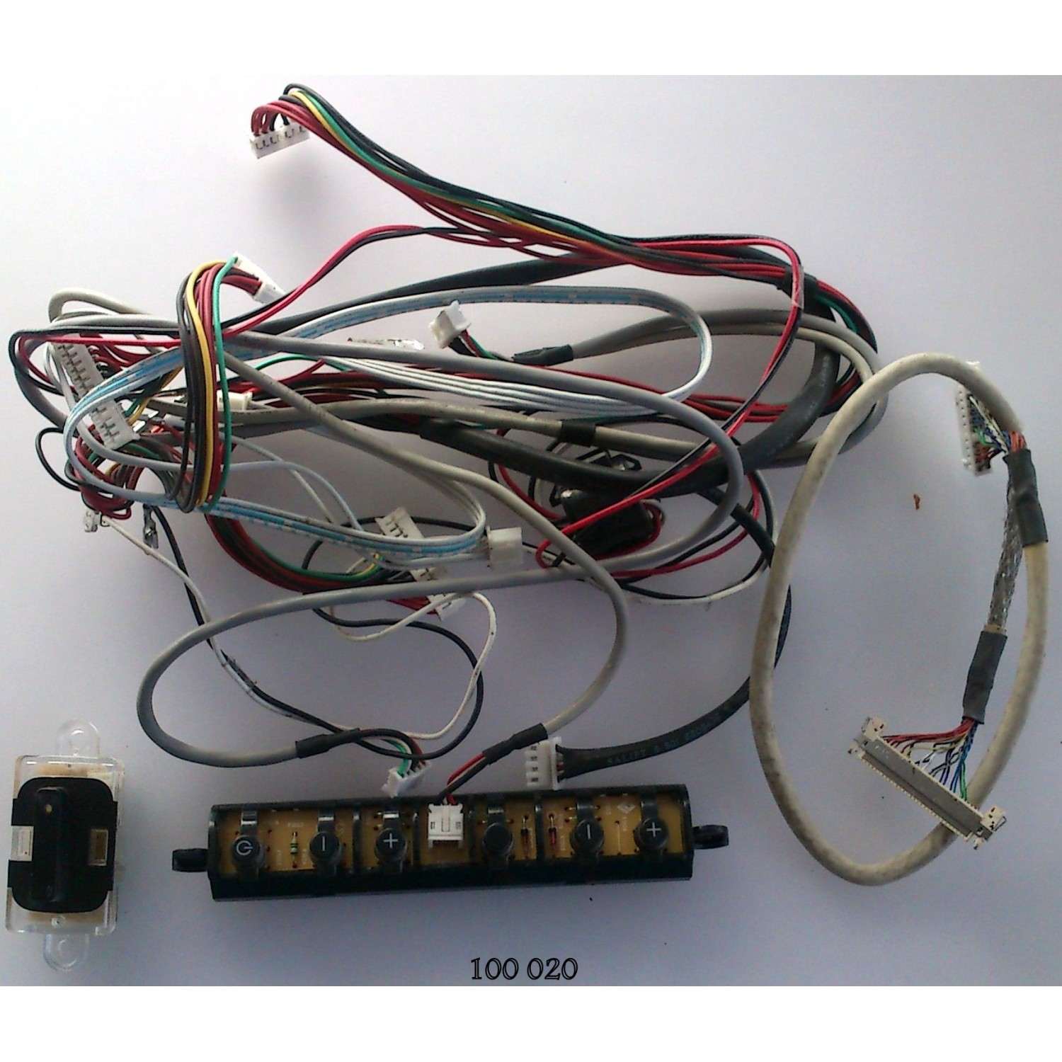 KIT DE CABLES PARA TV / PHILIPS 26PFL3403/85 MODELO 26PFL3403/85